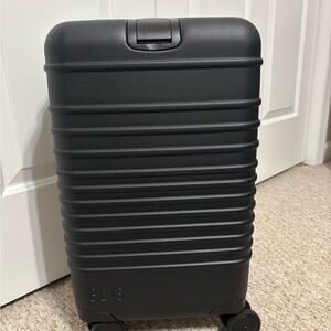 BEIS Small Carry on in Black